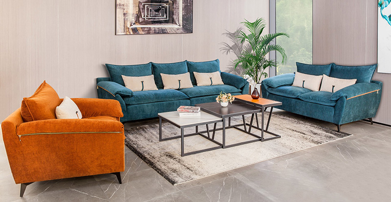Moderne, einfache Wohnzimmer-Sofakombination aus Stoff und Federn 620050